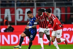 包含意大利杯倒计时，曼联今晨迎来里程碑，细节引发关注，引发热议，高层口径保持一致的词条